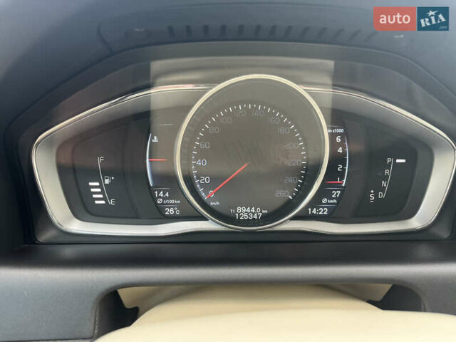 Белый Вольво ХС60, объемом двигателя 2.95 л и пробегом 125 тыс. км за 18500 $, фото 20 на Automoto.ua