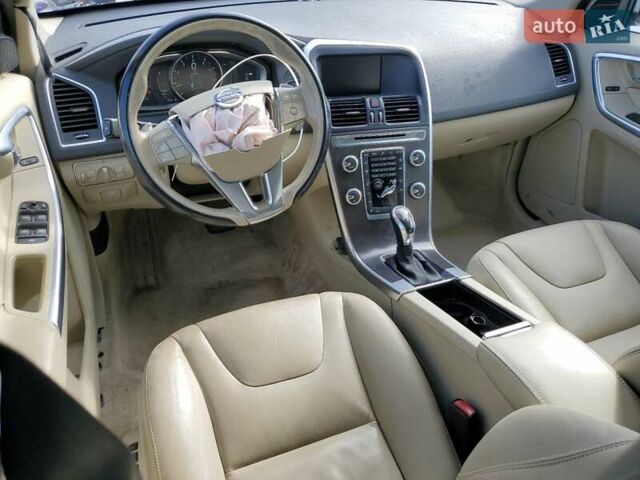 Белый Вольво ХС60, объемом двигателя 2.95 л и пробегом 59 тыс. км за 3000 $, фото 7 на Automoto.ua