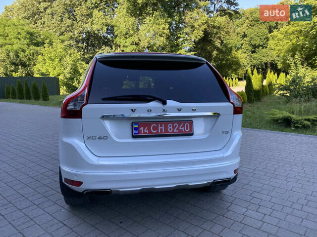 Белый Вольво ХС60, объемом двигателя 2 л и пробегом 155 тыс. км за 16800 $, фото 9 на Automoto.ua