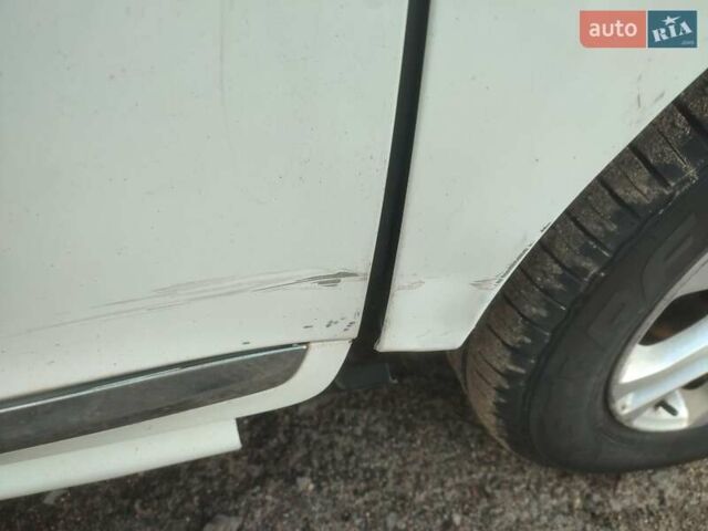 Белый Вольво ХС60, объемом двигателя 2 л и пробегом 193 тыс. км за 7850 $, фото 9 на Automoto.ua