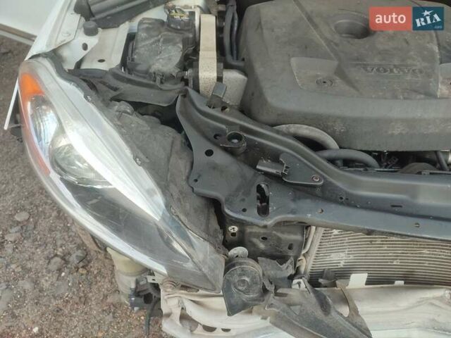 Белый Вольво ХС60, объемом двигателя 2 л и пробегом 193 тыс. км за 7850 $, фото 33 на Automoto.ua