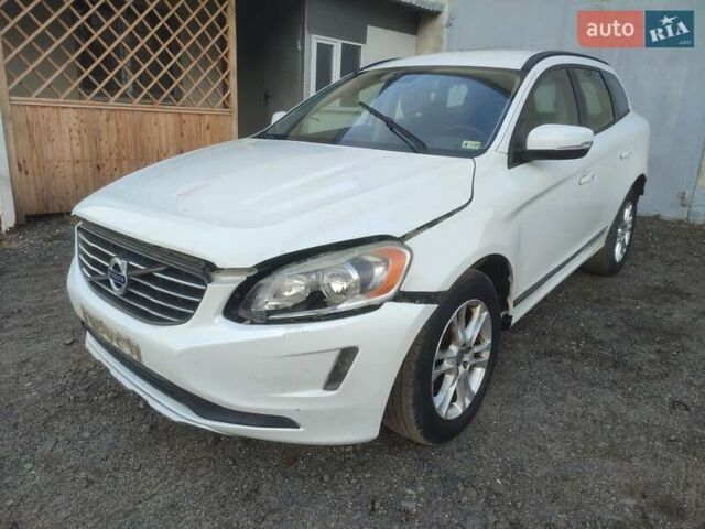 Белый Вольво ХС60, объемом двигателя 2 л и пробегом 193 тыс. км за 7850 $, фото 2 на Automoto.ua