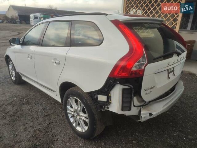 Белый Вольво ХС60, объемом двигателя 2 л и пробегом 193 тыс. км за 7850 $, фото 5 на Automoto.ua