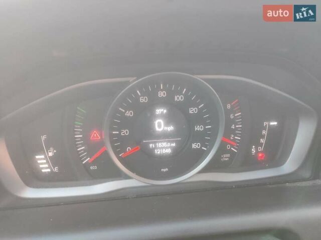 Белый Вольво ХС60, объемом двигателя 2 л и пробегом 193 тыс. км за 7850 $, фото 27 на Automoto.ua