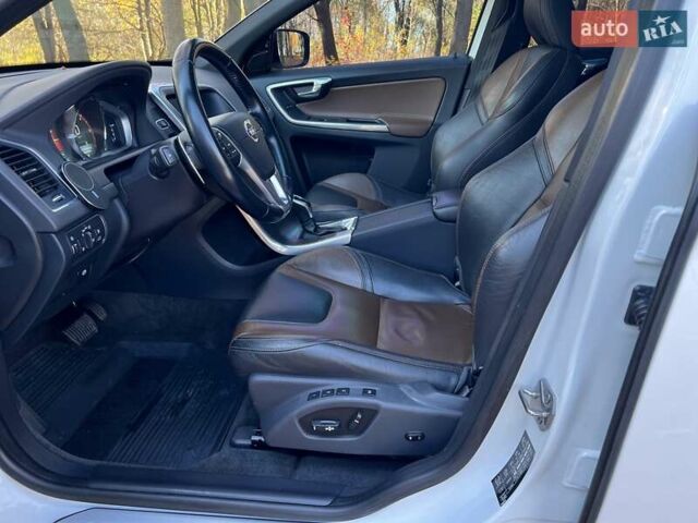 Белый Вольво ХС60, объемом двигателя 1.97 л и пробегом 164 тыс. км за 23200 $, фото 34 на Automoto.ua