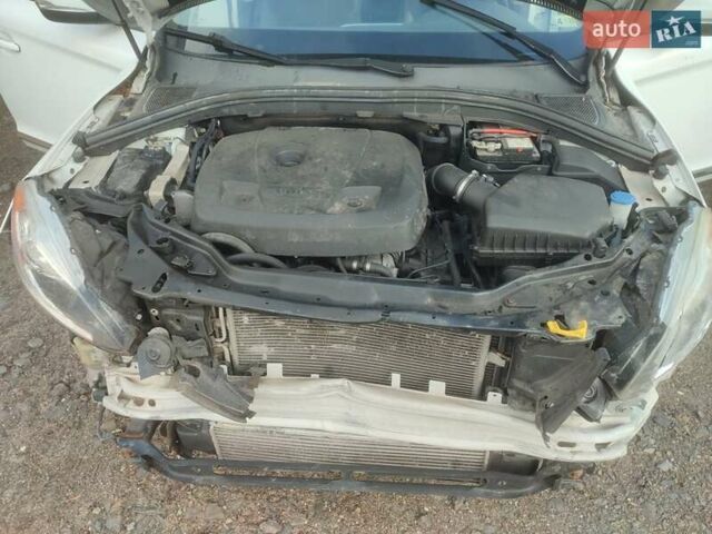 Белый Вольво ХС60, объемом двигателя 2 л и пробегом 193 тыс. км за 7850 $, фото 32 на Automoto.ua