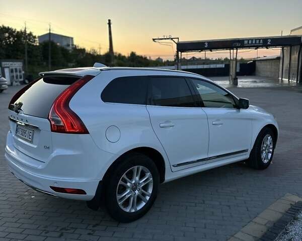 Білий Вольво ХС60, об'ємом двигуна 1.97 л та пробігом 270 тис. км за 18200 $, фото 3 на Automoto.ua
