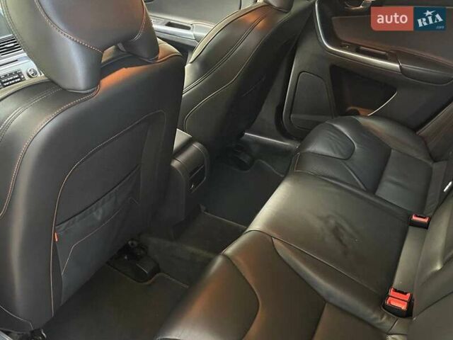 Білий Вольво ХС60, об'ємом двигуна 2 л та пробігом 294 тис. км за 20999 $, фото 13 на Automoto.ua