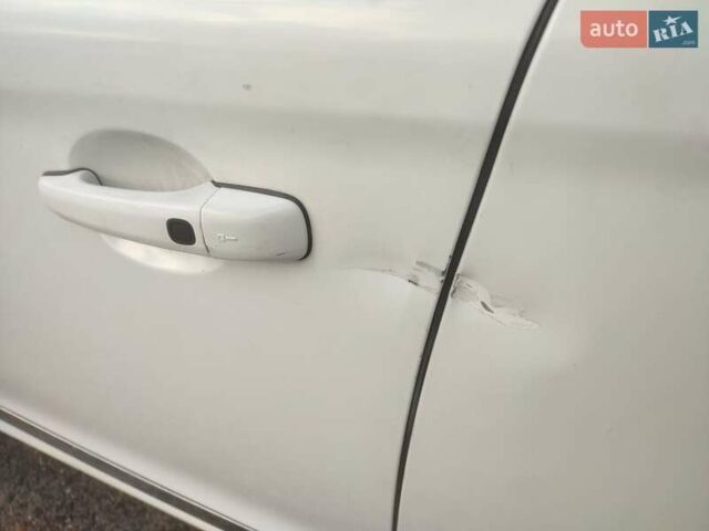 Белый Вольво ХС60, объемом двигателя 2 л и пробегом 193 тыс. км за 7850 $, фото 11 на Automoto.ua