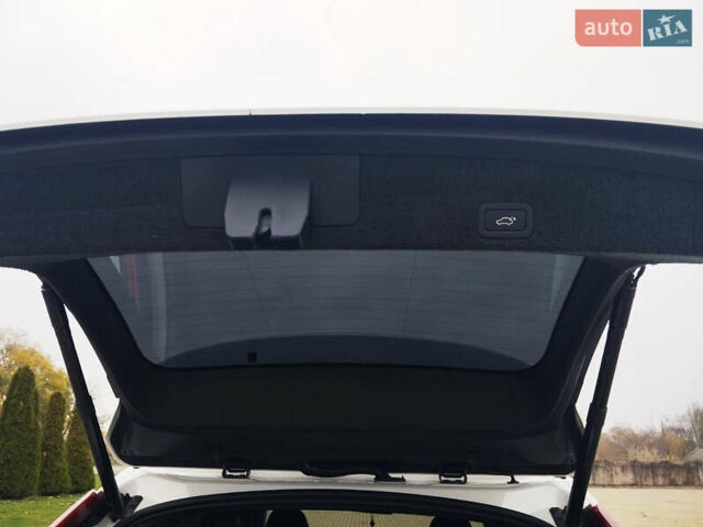 Белый Вольво ХС60, объемом двигателя 2 л и пробегом 279 тыс. км за 13700 $, фото 21 на Automoto.ua