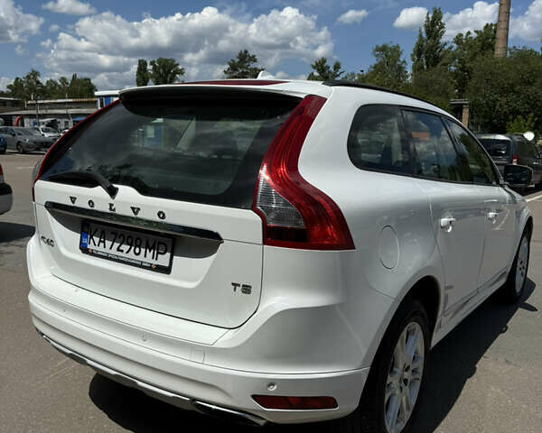 Білий Вольво ХС60, об'ємом двигуна 1.97 л та пробігом 249 тис. км за 15000 $, фото 7 на Automoto.ua