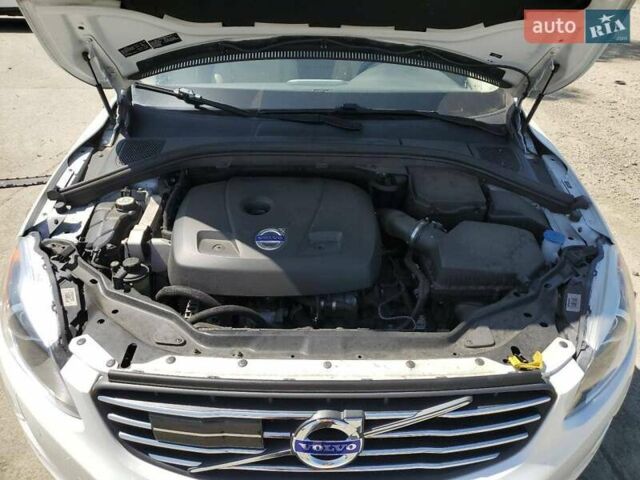 Белый Вольво ХС60, объемом двигателя 2 л и пробегом 119 тыс. км за 8100 $, фото 9 на Automoto.ua