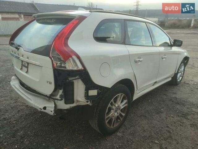 Белый Вольво ХС60, объемом двигателя 2 л и пробегом 193 тыс. км за 7850 $, фото 7 на Automoto.ua