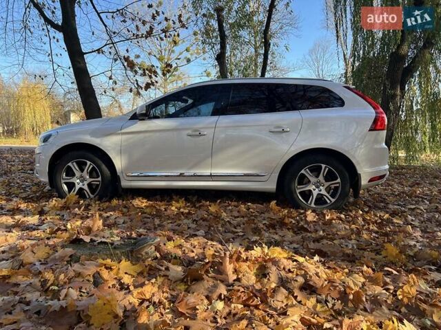 Белый Вольво ХС60, объемом двигателя 1.97 л и пробегом 164 тыс. км за 23200 $, фото 9 на Automoto.ua