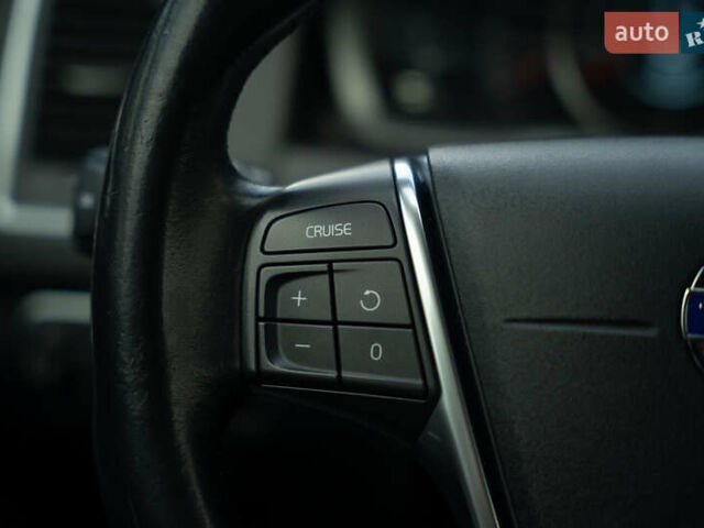 Белый Вольво ХС60, объемом двигателя 1.97 л и пробегом 247 тыс. км за 19800 $, фото 24 на Automoto.ua