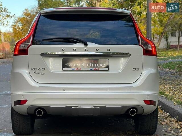 Білий Вольво ХС60, об'ємом двигуна 2 л та пробігом 294 тис. км за 20999 $, фото 5 на Automoto.ua