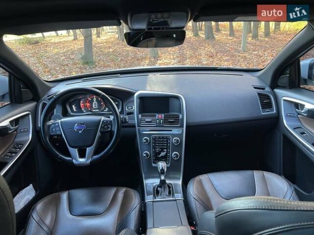 Белый Вольво ХС60, объемом двигателя 1.97 л и пробегом 150 тыс. км за 23999 $, фото 66 на Automoto.ua