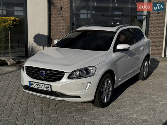 Білий Вольво ХС60, об'ємом двигуна 2 л та пробігом 219 тис. км за 18500 $, фото 15 на Automoto.ua