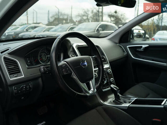 Белый Вольво ХС60, объемом двигателя 1.97 л и пробегом 247 тыс. км за 19800 $, фото 19 на Automoto.ua