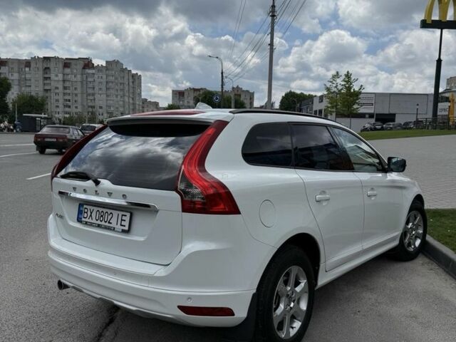 Белый Вольво ХС60, объемом двигателя 2 л и пробегом 191 тыс. км за 18800 $, фото 4 на Automoto.ua