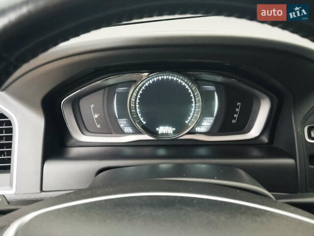 Белый Вольво ХС60, объемом двигателя 2 л и пробегом 279 тыс. км за 13700 $, фото 13 на Automoto.ua