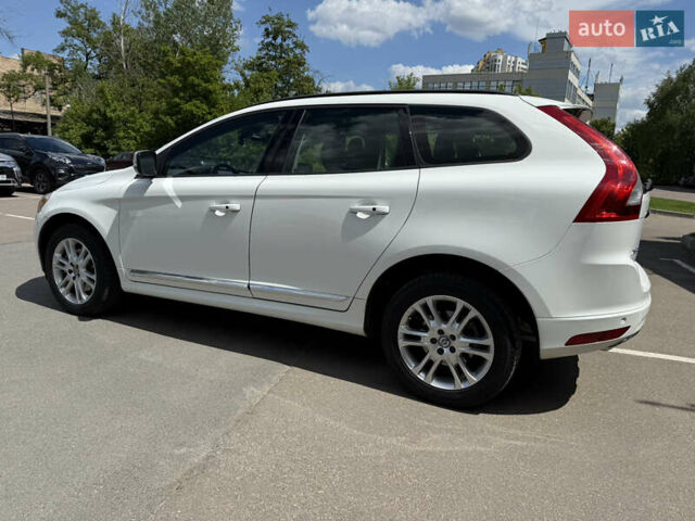 Білий Вольво ХС60, об'ємом двигуна 1.97 л та пробігом 249 тис. км за 15000 $, фото 6 на Automoto.ua