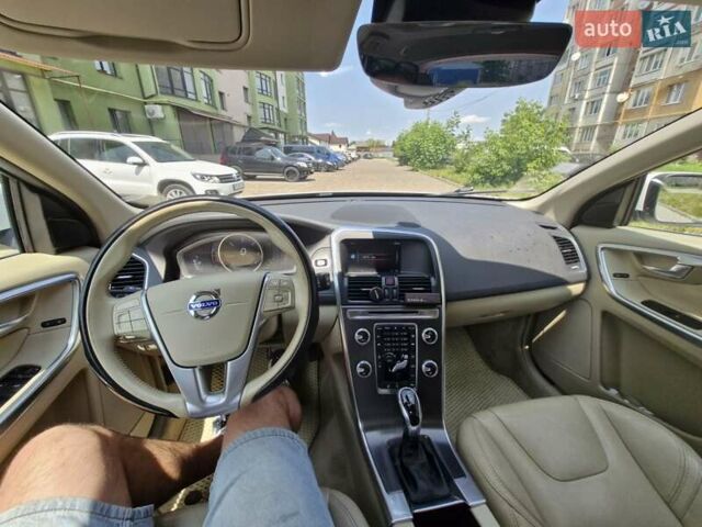Білий Вольво ХС60, об'ємом двигуна 1.97 л та пробігом 241 тис. км за 20800 $, фото 18 на Automoto.ua