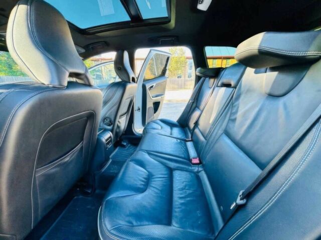 Белый Вольво ХС60, объемом двигателя 3 л и пробегом 73 тыс. км за 9350 $, фото 11 на Automoto.ua