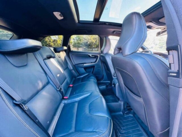 Белый Вольво ХС60, объемом двигателя 3 л и пробегом 73 тыс. км за 9350 $, фото 10 на Automoto.ua