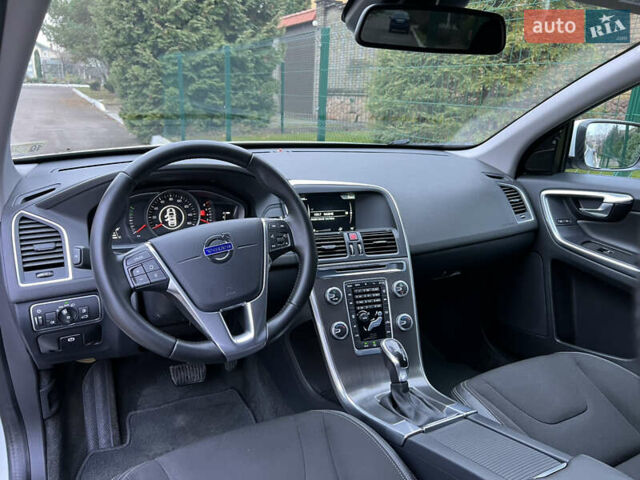 Білий Вольво ХС60, об'ємом двигуна 2 л та пробігом 200 тис. км за 14250 $, фото 26 на Automoto.ua