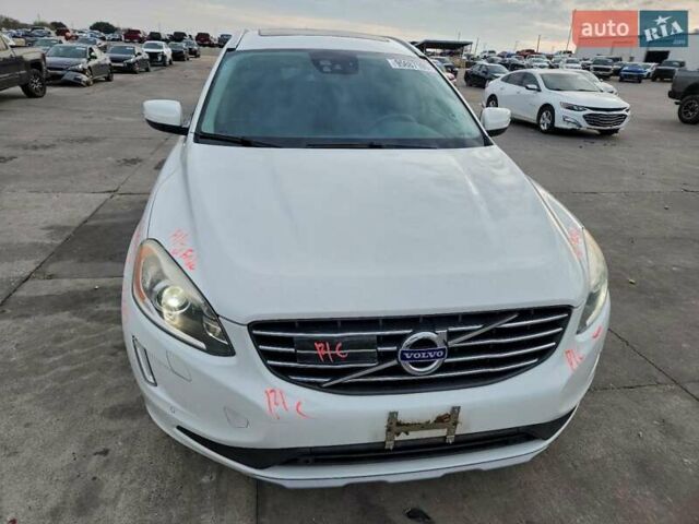 Белый Вольво ХС60, объемом двигателя 1.97 л и пробегом 142 тыс. км за 2000 $, фото 5 на Automoto.ua