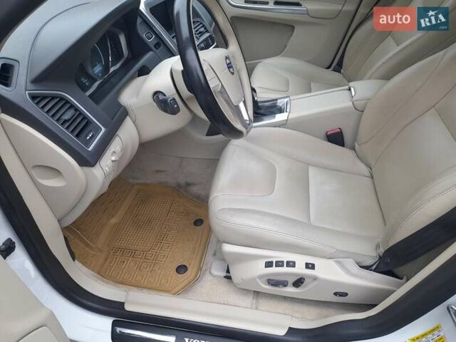 Белый Вольво ХС60, объемом двигателя 1.97 л и пробегом 182 тыс. км за 15400 $, фото 35 на Automoto.ua