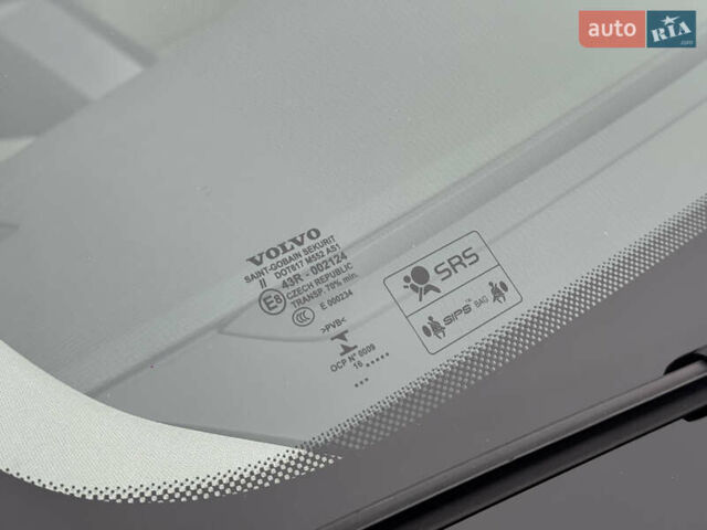 Белый Вольво ХС60, объемом двигателя 2.4 л и пробегом 57 тыс. км за 26500 $, фото 11 на Automoto.ua