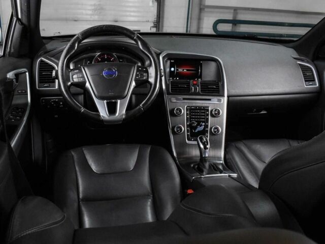 Белый Вольво ХС60, объемом двигателя 0 л и пробегом 98 тыс. км за 16900 $, фото 7 на Automoto.ua