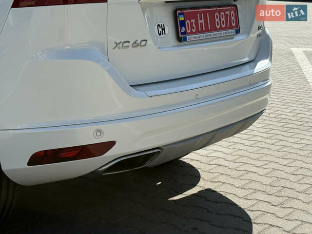 Білий Вольво ХС60, об'ємом двигуна 2.4 л та пробігом 201 тис. км за 24550 $, фото 25 на Automoto.ua