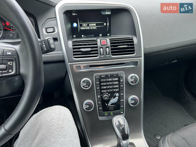 Білий Вольво ХС60, об'ємом двигуна 2 л та пробігом 200 тис. км за 14250 $, фото 49 на Automoto.ua