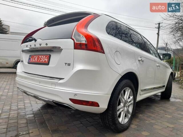 Белый Вольво ХС60, объемом двигателя 1.97 л и пробегом 182 тыс. км за 15400 $, фото 10 на Automoto.ua