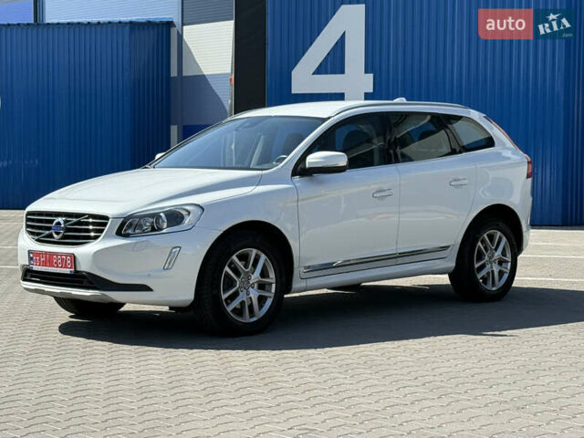 Білий Вольво ХС60, об'ємом двигуна 2.4 л та пробігом 201 тис. км за 24550 $, фото 6 на Automoto.ua