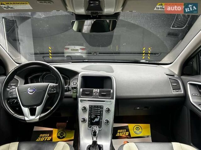 Білий Вольво ХС60, об'ємом двигуна 1.97 л та пробігом 82 тис. км за 23300 $, фото 8 на Automoto.ua