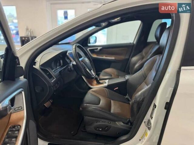 Белый Вольво ХС60, объемом двигателя 1.97 л и пробегом 158 тыс. км за 12850 $, фото 11 на Automoto.ua