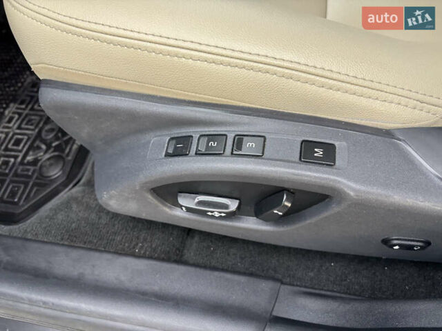 Белый Вольво ХС60, объемом двигателя 2 л и пробегом 137 тыс. км за 17390 $, фото 47 на Automoto.ua