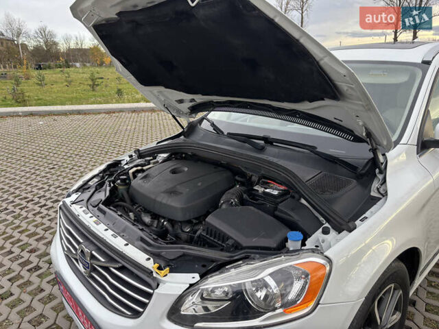 Белый Вольво ХС60, объемом двигателя 2 л и пробегом 137 тыс. км за 17390 $, фото 52 на Automoto.ua