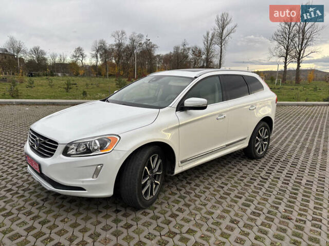 Белый Вольво ХС60, объемом двигателя 2 л и пробегом 137 тыс. км за 17390 $, фото 10 на Automoto.ua