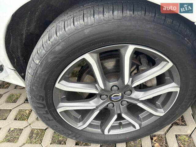 Белый Вольво ХС60, объемом двигателя 2 л и пробегом 137 тыс. км за 17390 $, фото 35 на Automoto.ua