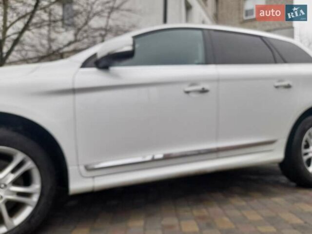 Белый Вольво ХС60, объемом двигателя 1.97 л и пробегом 182 тыс. км за 15400 $, фото 14 на Automoto.ua