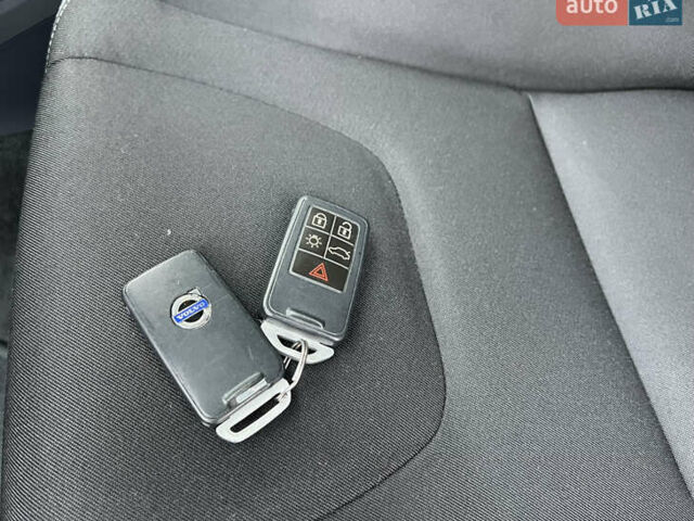 Білий Вольво ХС60, об'ємом двигуна 2 л та пробігом 200 тис. км за 14250 $, фото 56 на Automoto.ua