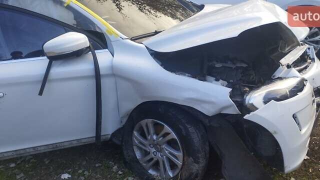 Білий Вольво ХС60, об'ємом двигуна 1.97 л та пробігом 222 тис. км за 6500 $, фото 9 на Automoto.ua