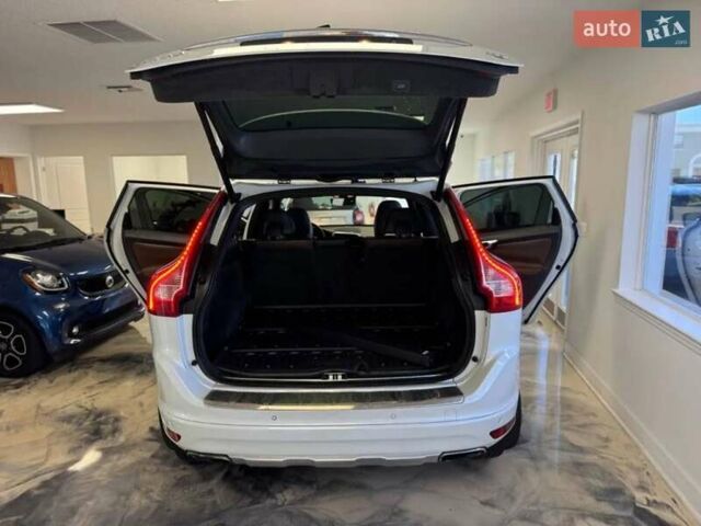 Белый Вольво ХС60, объемом двигателя 1.97 л и пробегом 158 тыс. км за 12850 $, фото 5 на Automoto.ua