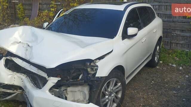 Білий Вольво ХС60, об'ємом двигуна 1.97 л та пробігом 222 тис. км за 6500 $, фото 7 на Automoto.ua