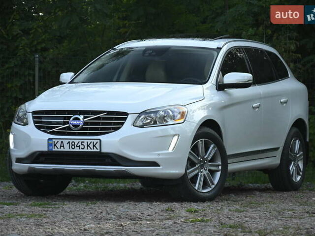 Белый Вольво ХС60, объемом двигателя 1.97 л и пробегом 139 тыс. км за 18600 $, фото 6 на Automoto.ua